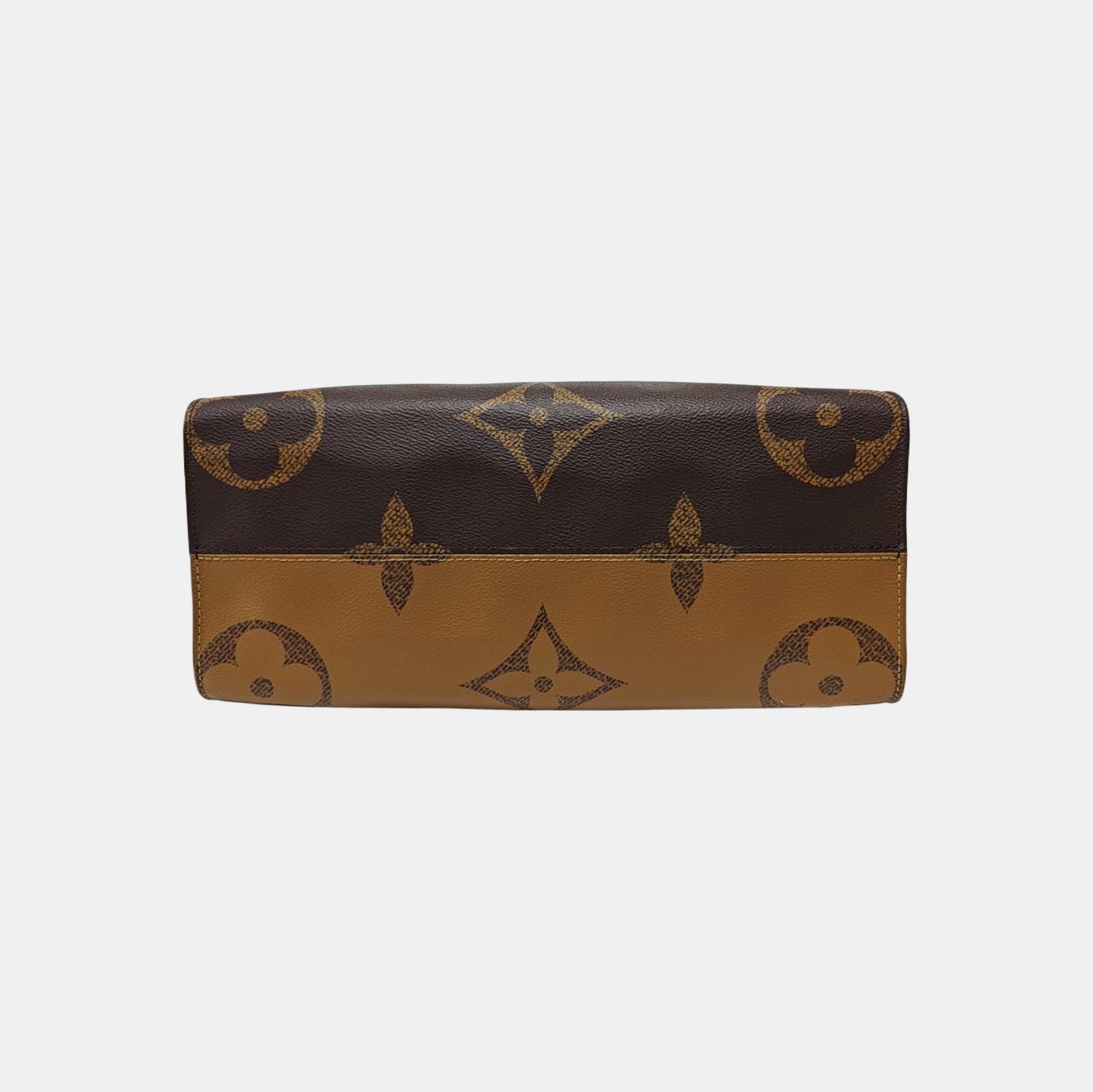 Authenticated pre-owned  ONTHEGO MM Monogram Coated Canvas Brown - Tote Bag at Looply