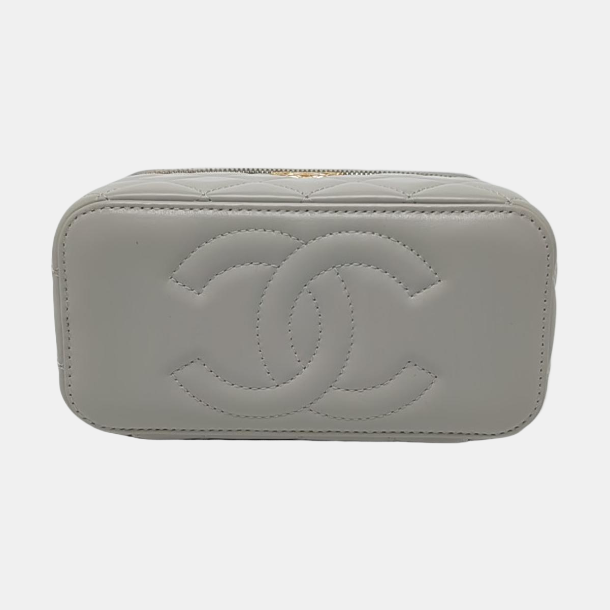 Authenticated pre-owned  VANITY CASE Small Quilted Lambskin Gray - Shoulder Bag at Looply