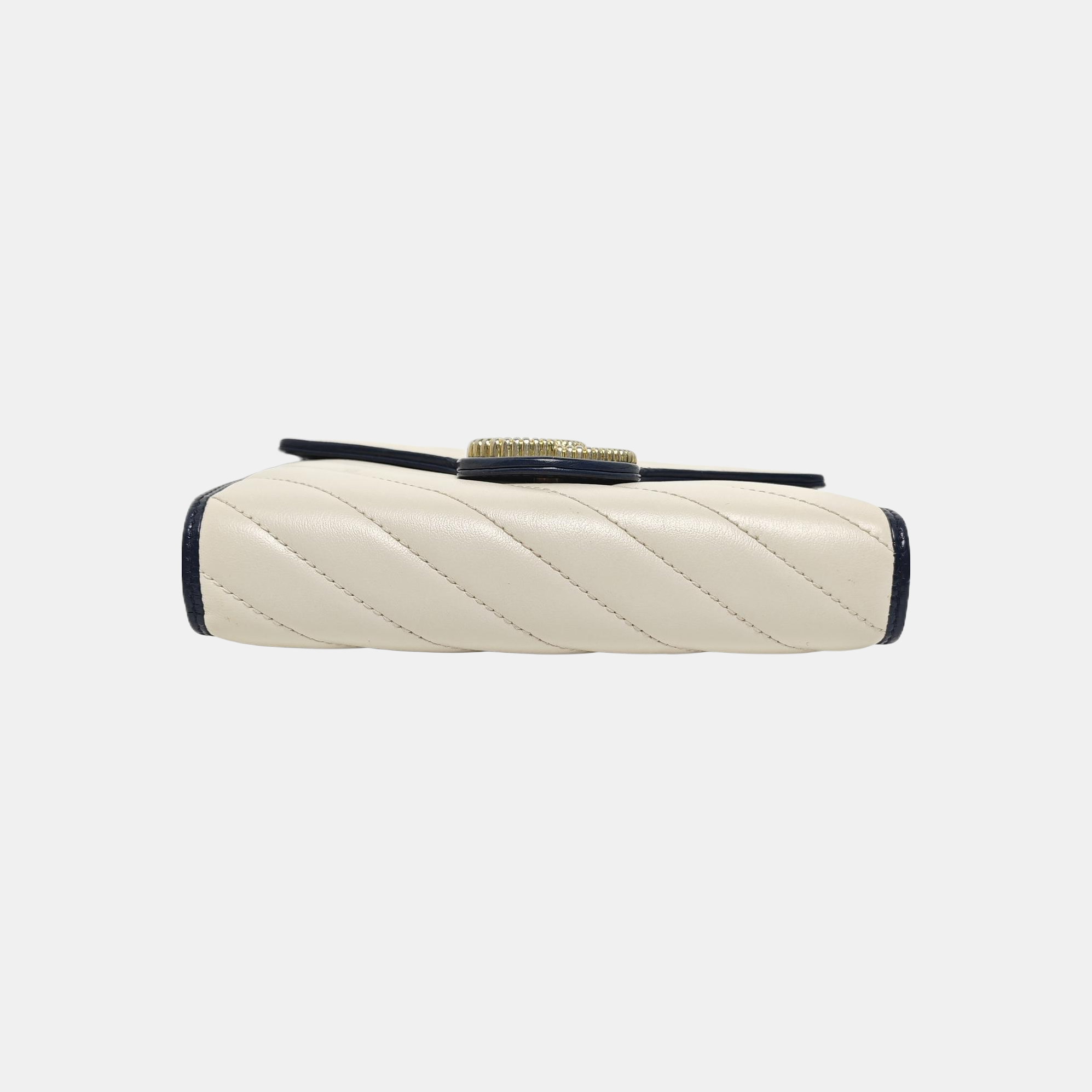 Authenticated pre-owned  GG Marmont Mini Quilted Calfskin White - Crossbody Bag at Looply