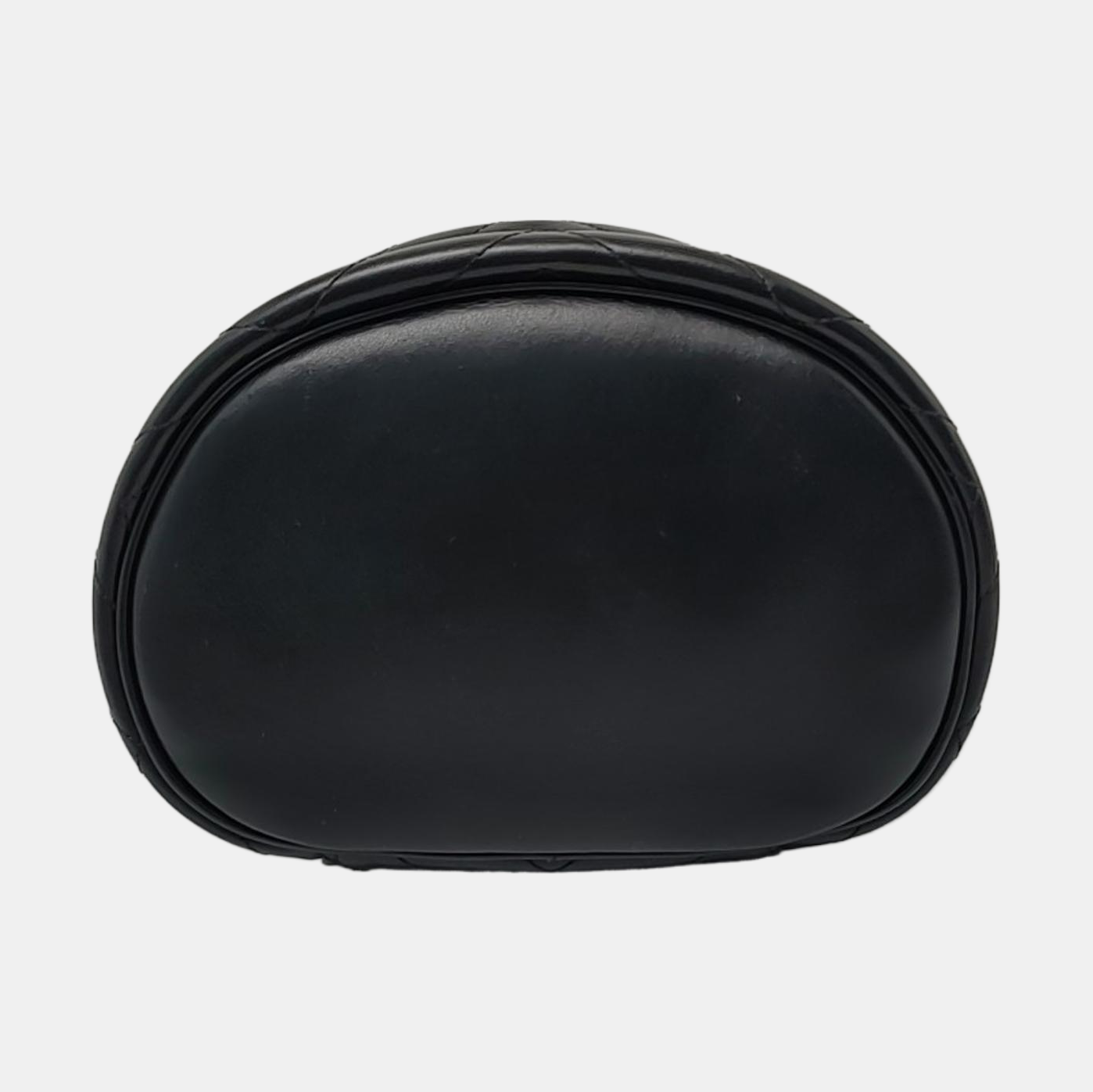 Authenticated pre-owned  GG Marmont Small Quilted Calfskin Black - Top Handle Bag at Looply