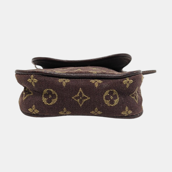 Monogram Canvas Brown