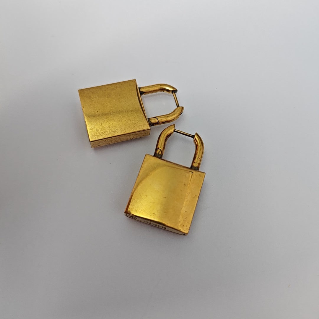 Metal Gold Stud Earrings