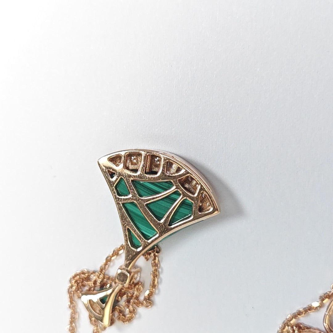 DIVAS' DREAM 18k Rose Gold Green Necklace