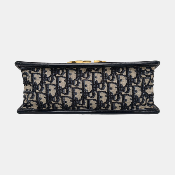 30 Montaigne Oblique Canvas Blue