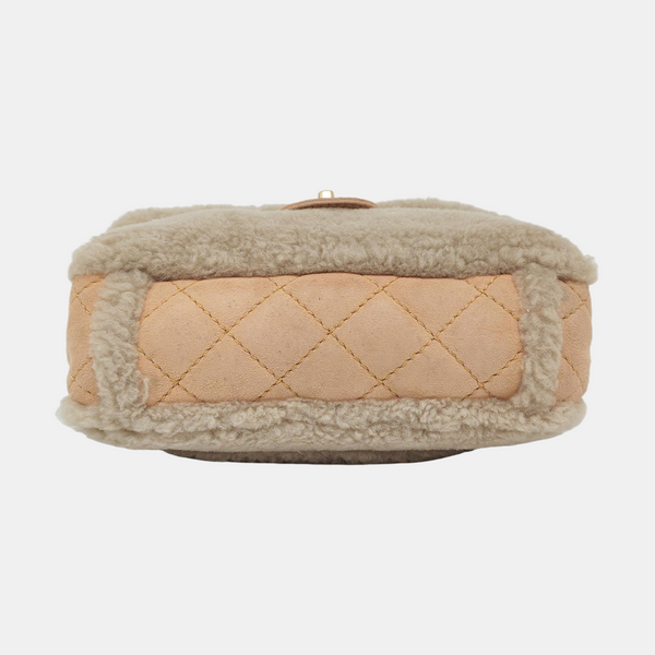 CLASSIC FLAP Small Sheepskin Gray