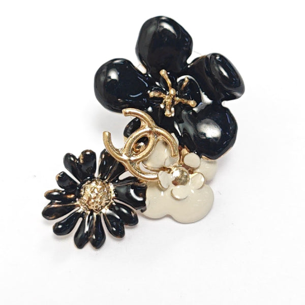 Metal Black Stud Earrings