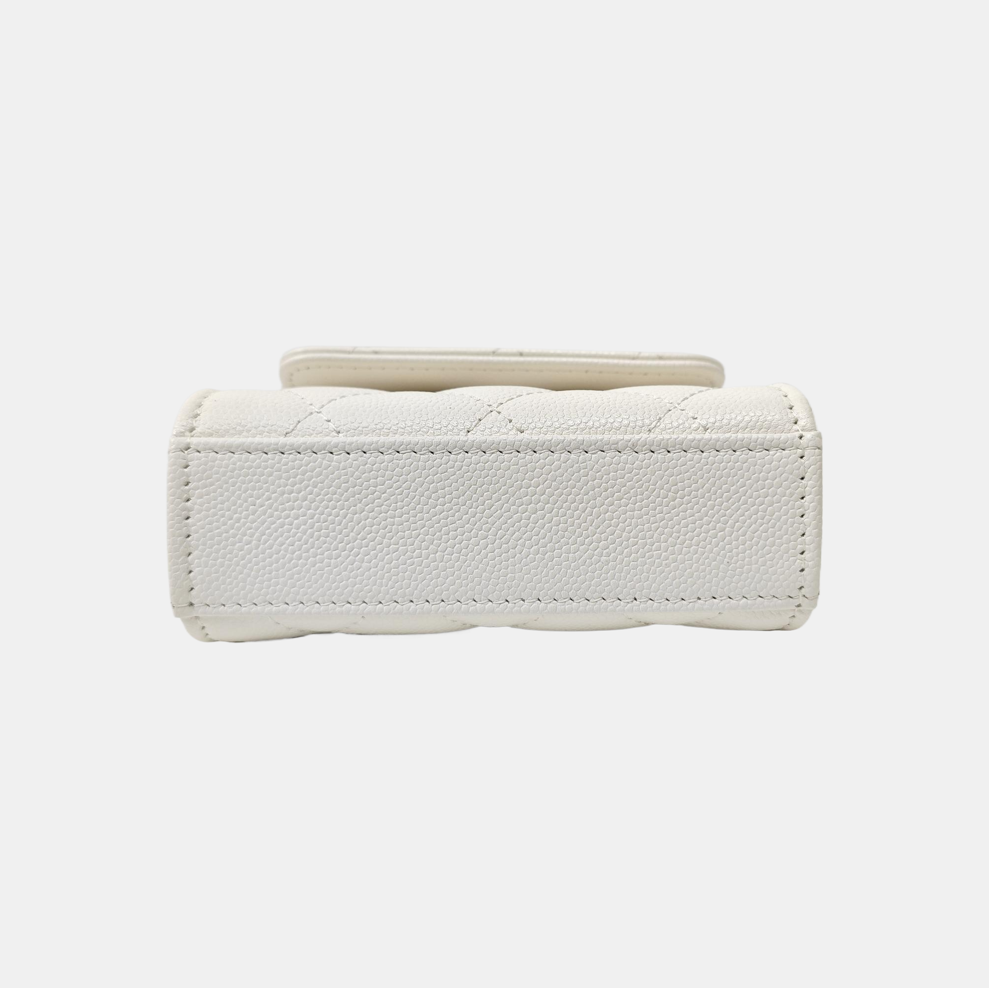 TRENDY CC Quilted Grained Calfskin White