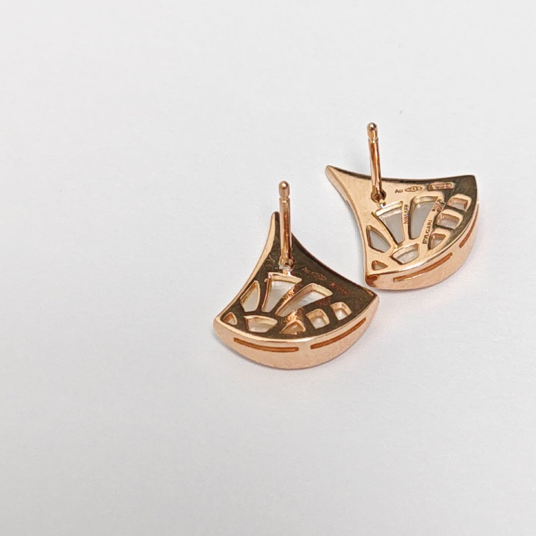 DIVAS' DREAM Rose Gold Stud Earrings