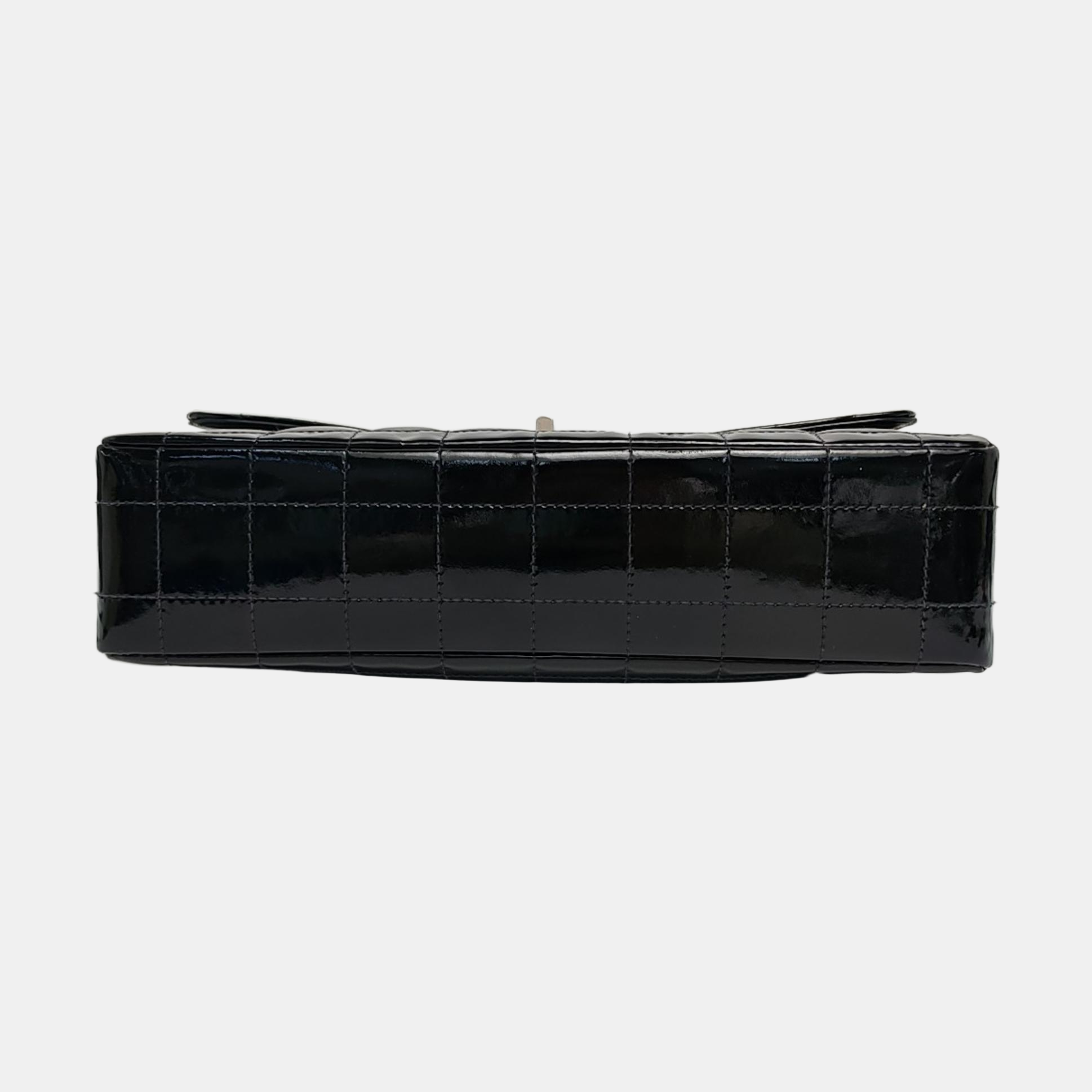 Authenticated pre-owned  2.55 Quilted Patent Leather Black - Shoulder Bag at Looply