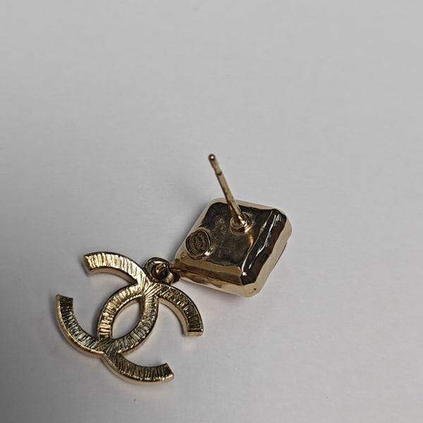 Metal Gold Stud Earrings