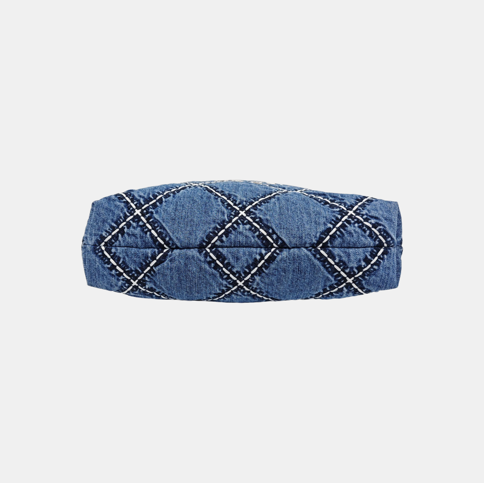 CHANEL 22 Small Quilted Denim Blue