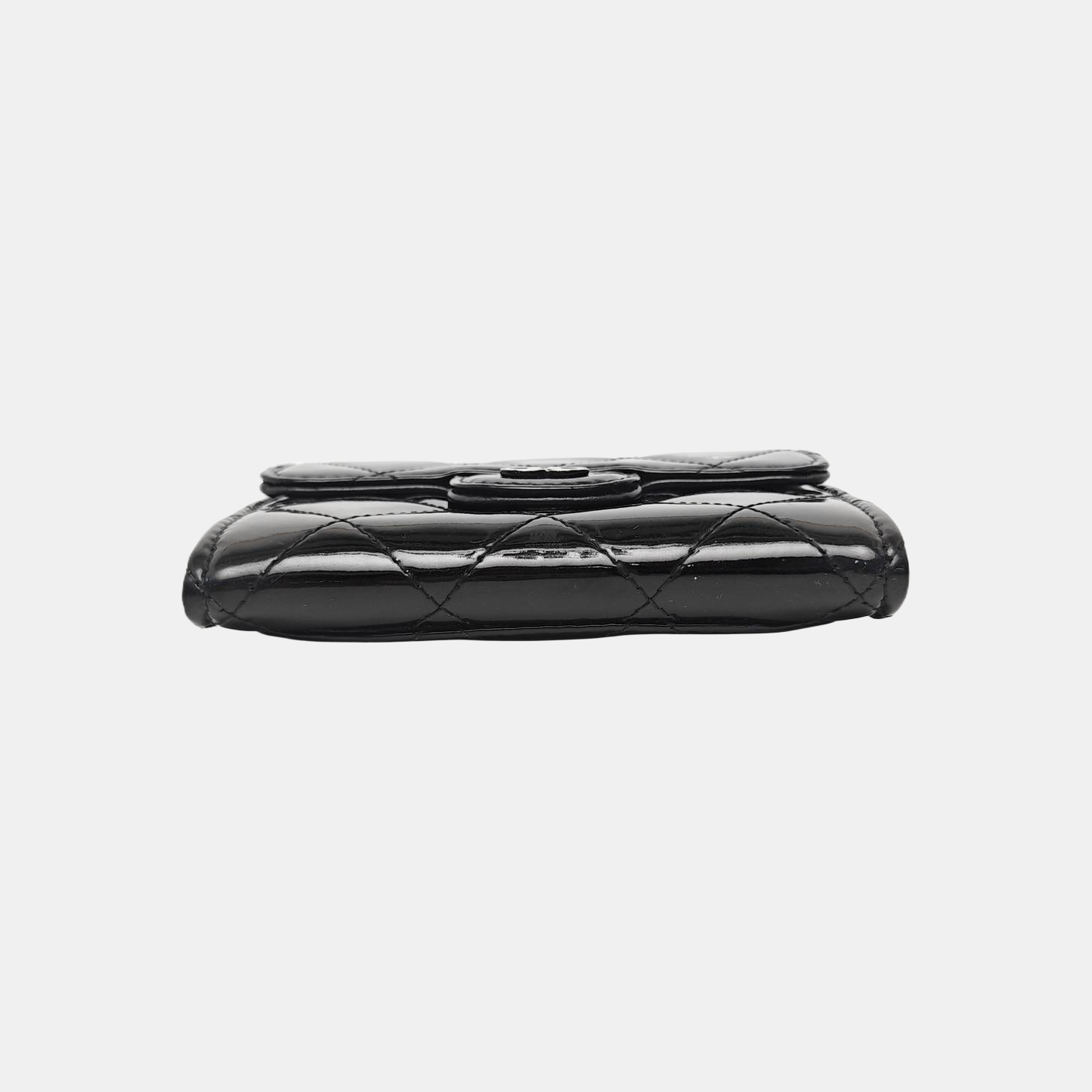 CLASSIC FLAP Quilted Patent Leather Black Card Holder