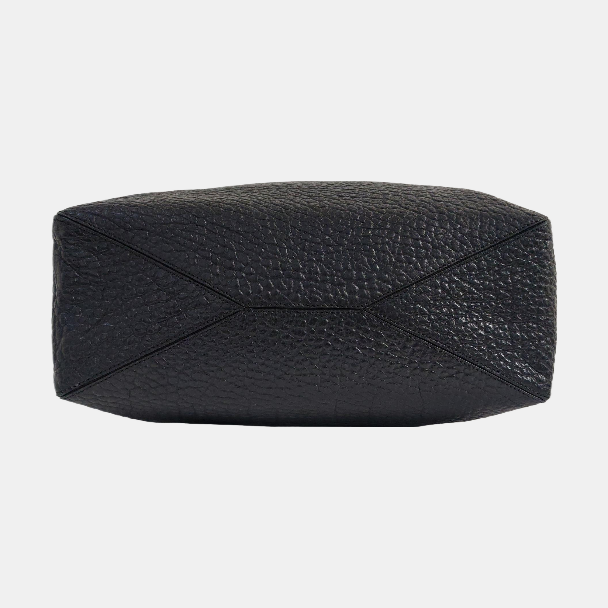 Calfskin Bucket Bag Black