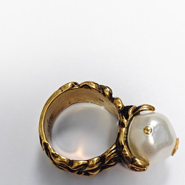 Metal Gold Ring HK 19