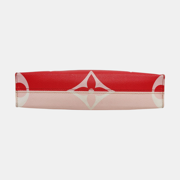 TOILET POCKET 26 Monogram Coated Canvas Red