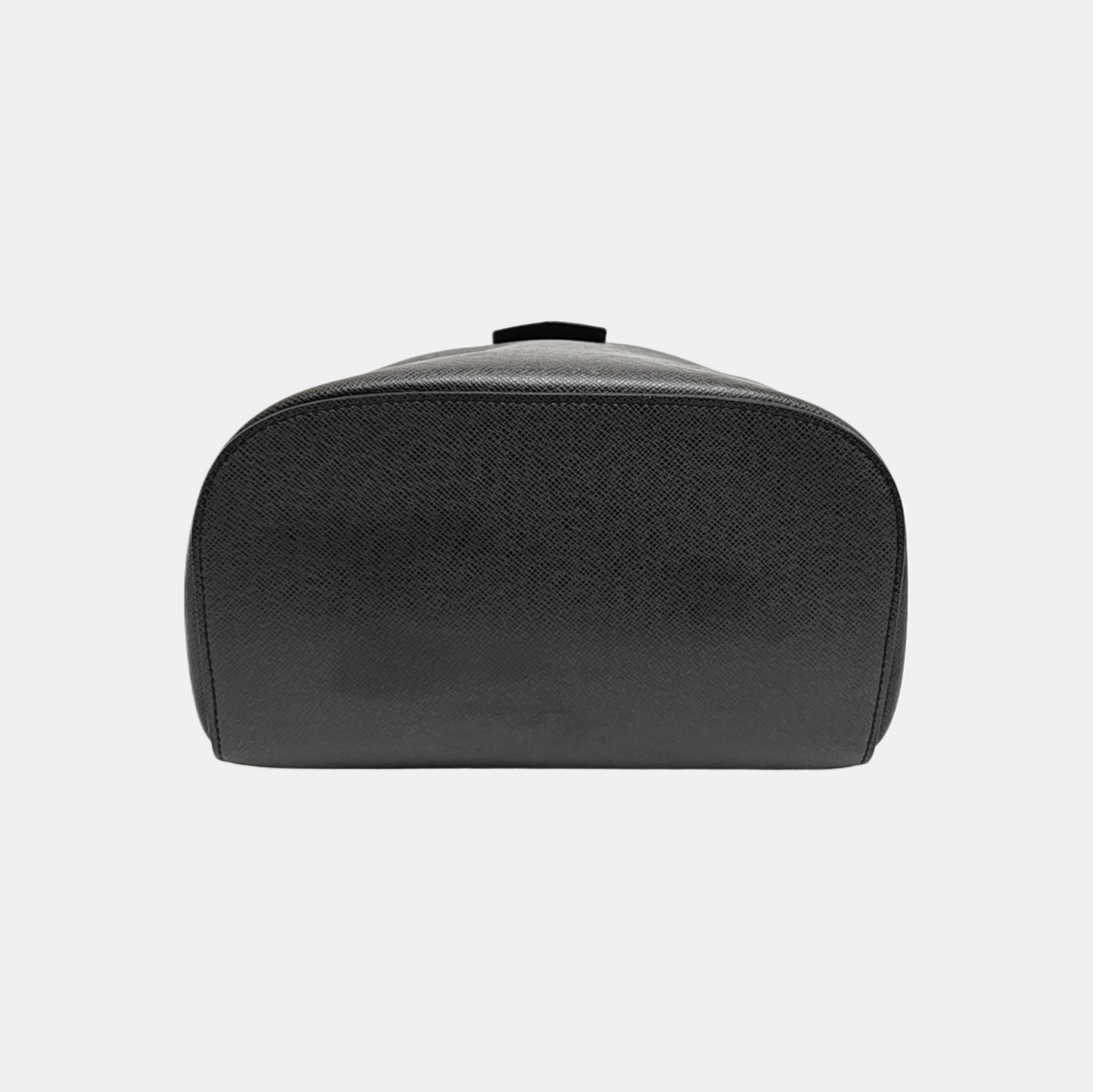 ANTON Calfskin Black