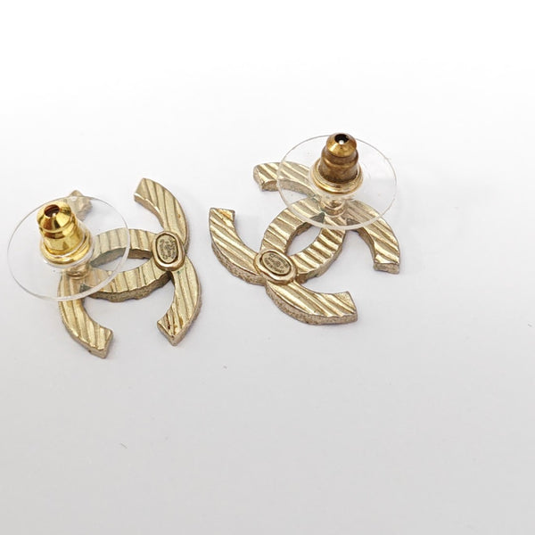 Metal Gold Stud Earrings
