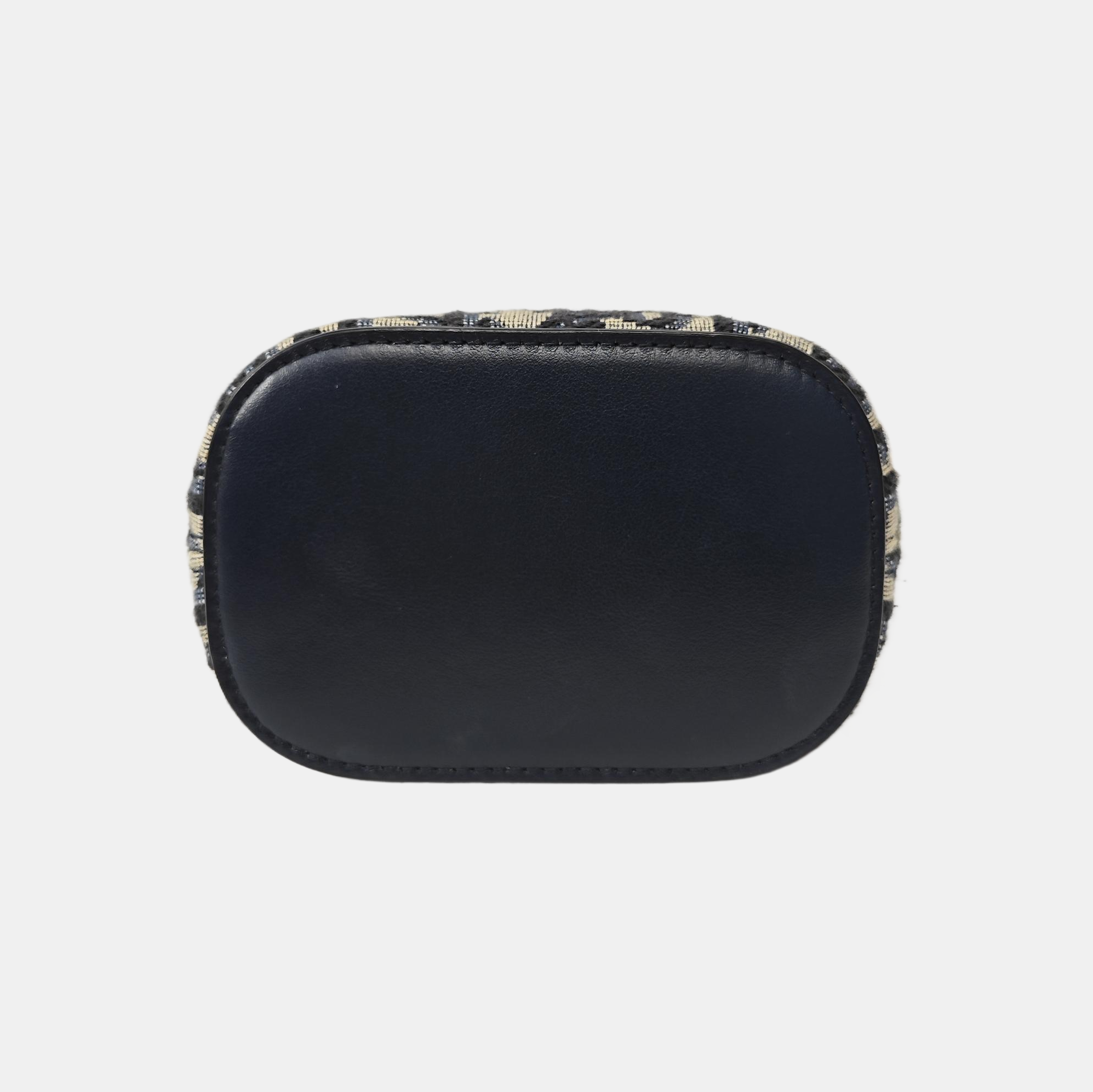 30 Montaigne Mini Oblique Canvas Beige