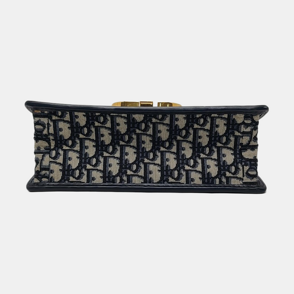 30 Montaigne Oblique Canvas Blue