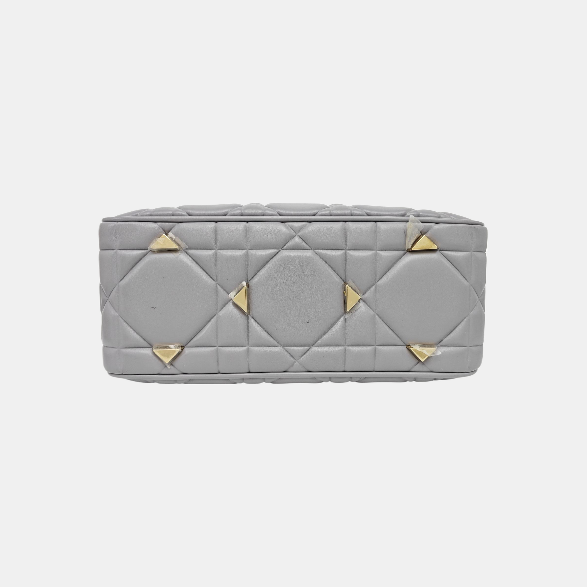 Lady 95.22 Medium Quilted Calfskin Gray