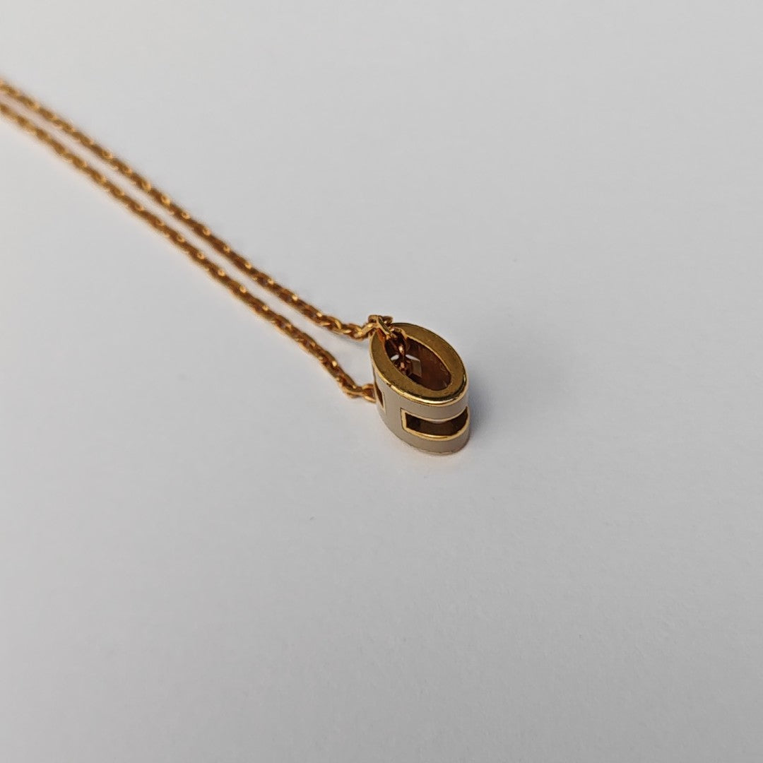 Pop H Metal Gold Necklace