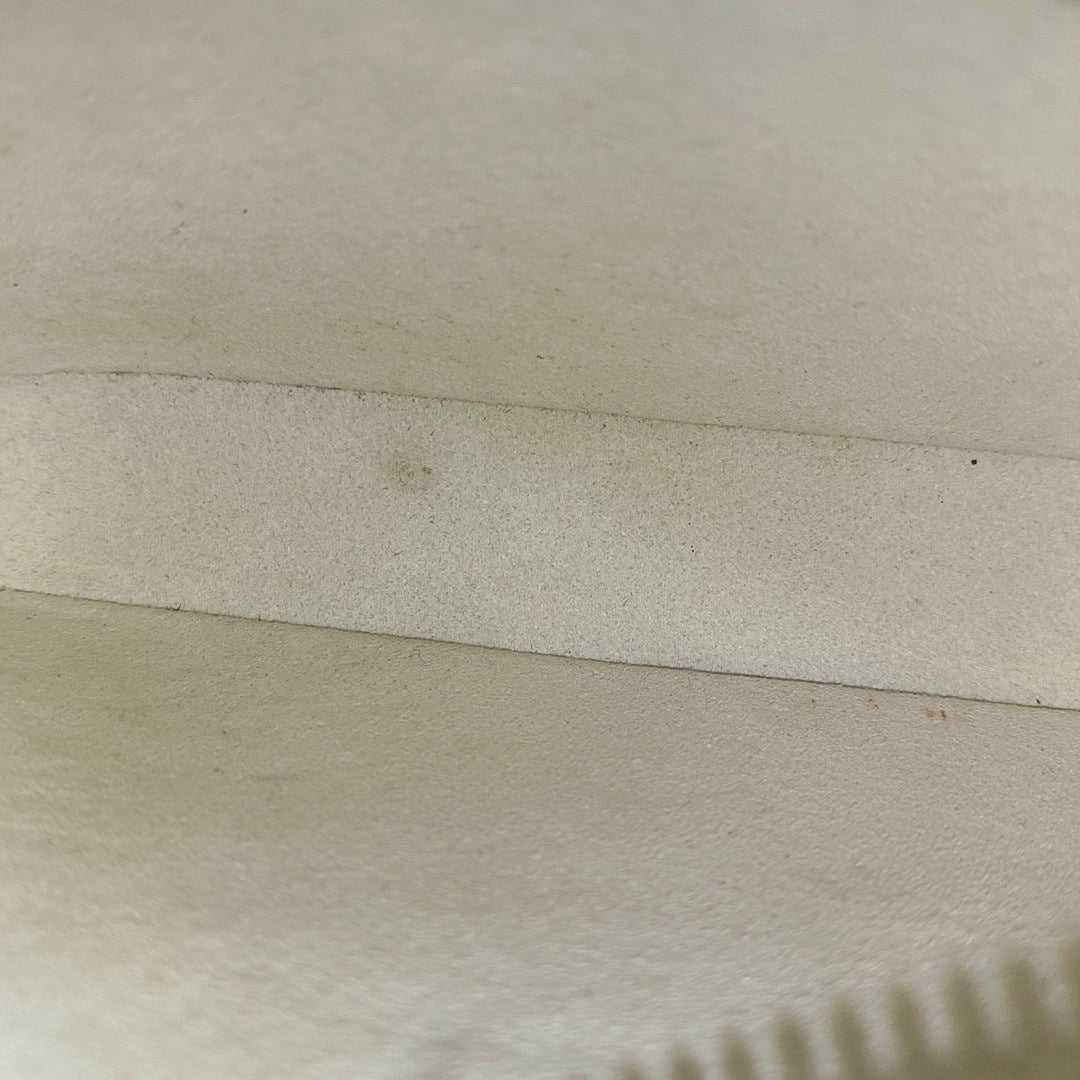 EASY POUCH ON STRAP Epi Beige