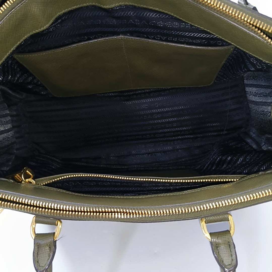 Galleria Extra Large Saffiano Calfskin Green
