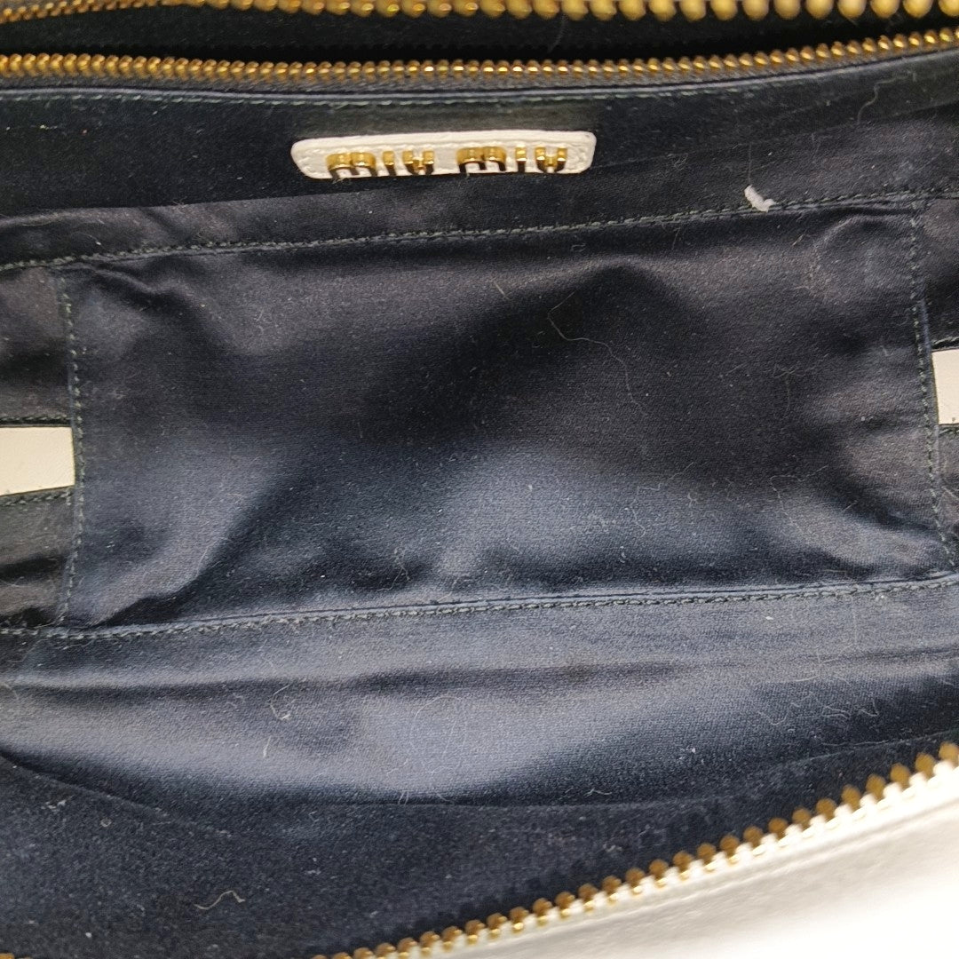 Authenticated pre-owned  Arcadie Matelassé Large Quilted Lambskin White - Shoulder Bag at Looply