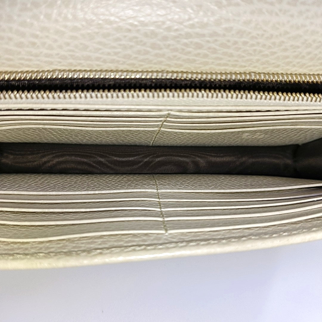 Interlocking G Small Calfskin Beige