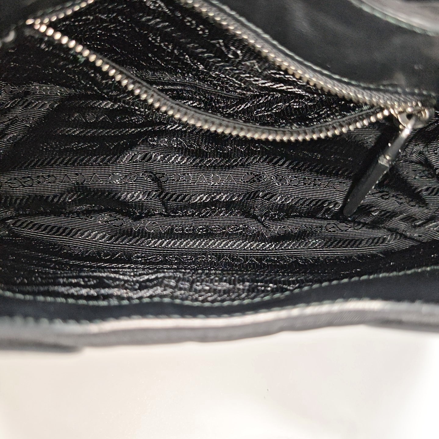 Moon Nylon Black