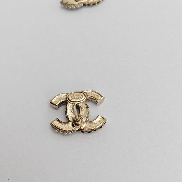 Metal Gold Stud Earrings