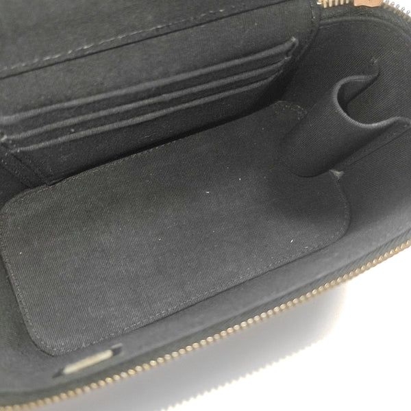 VANITY CASE Small Quilted Lambskin Black