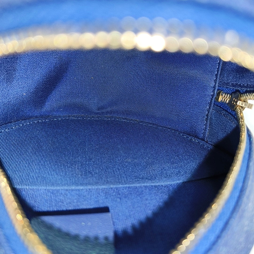 ROUND Quilted Grained Calfskin Blue