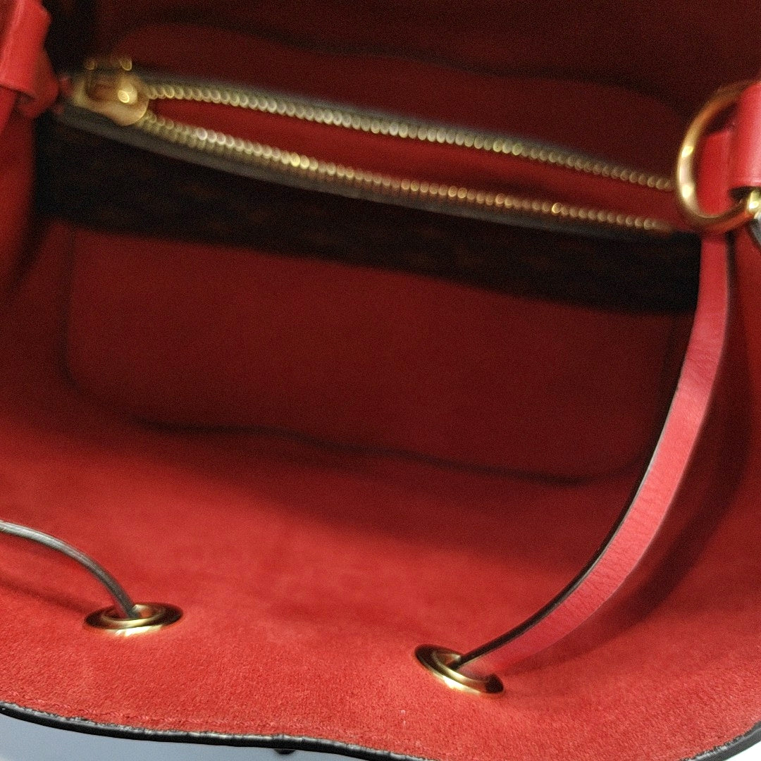 NÉONOÉ MM Monogram Coated Canvas Brown