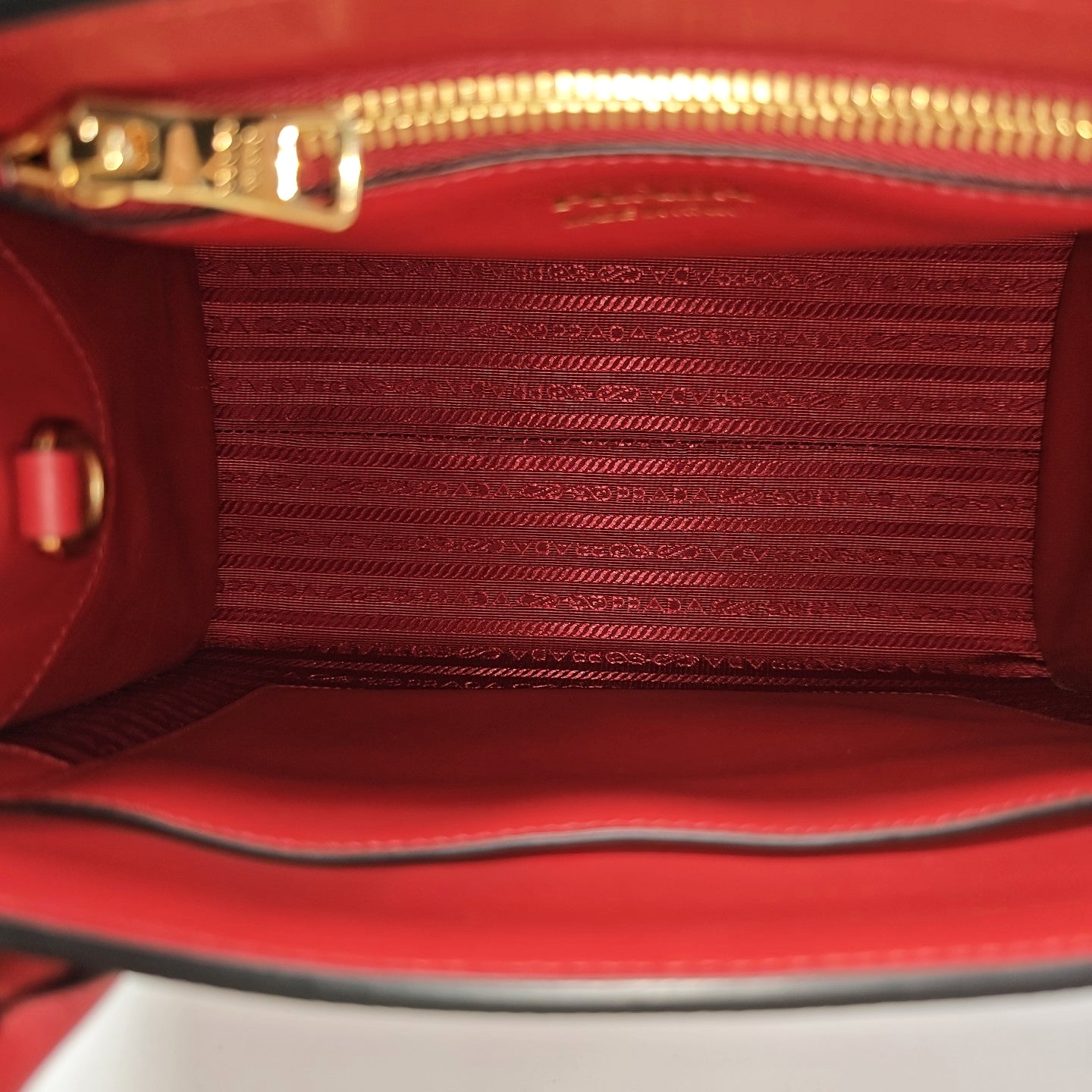 Monochrome Calfskin Red