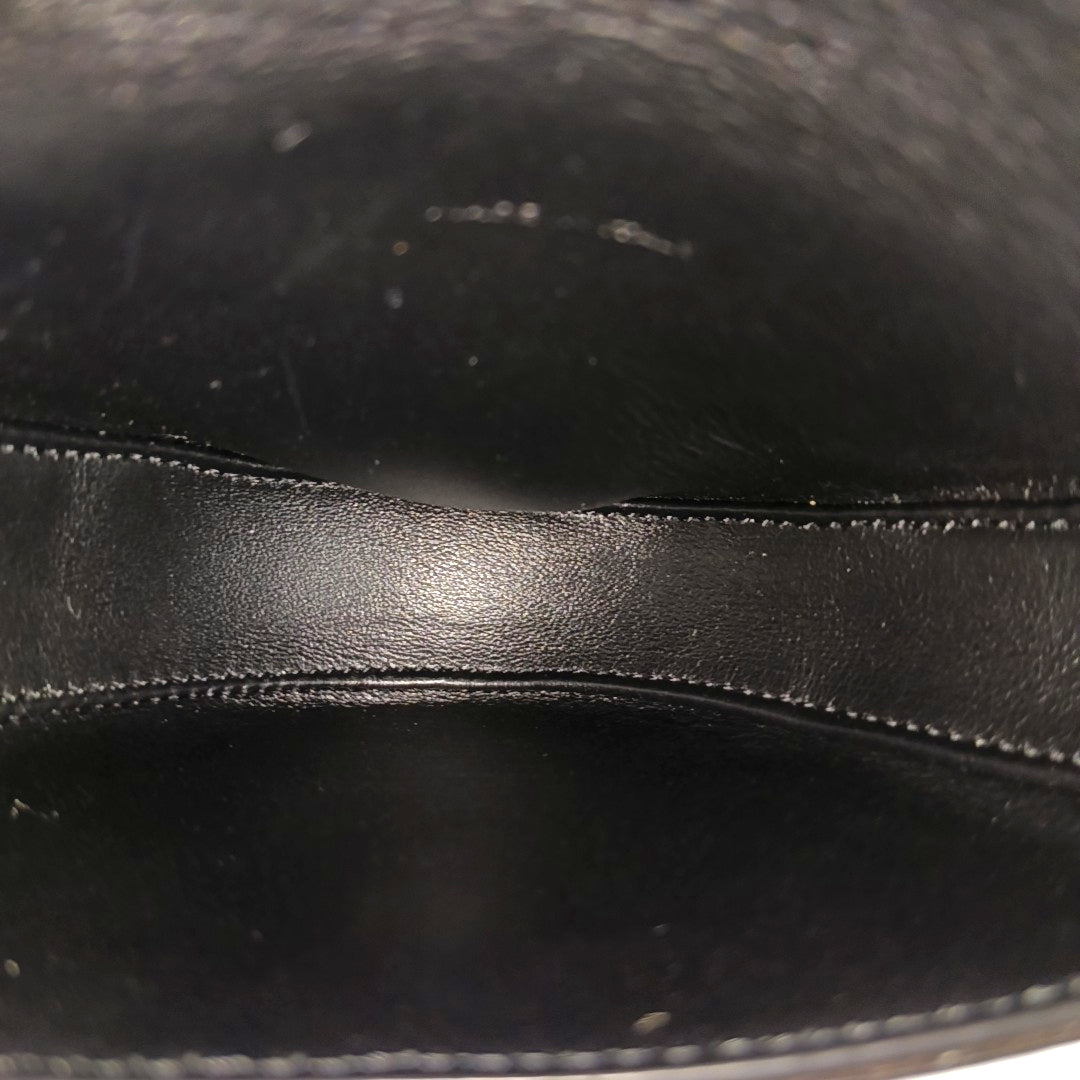 TRIANGLE Calfskin Black