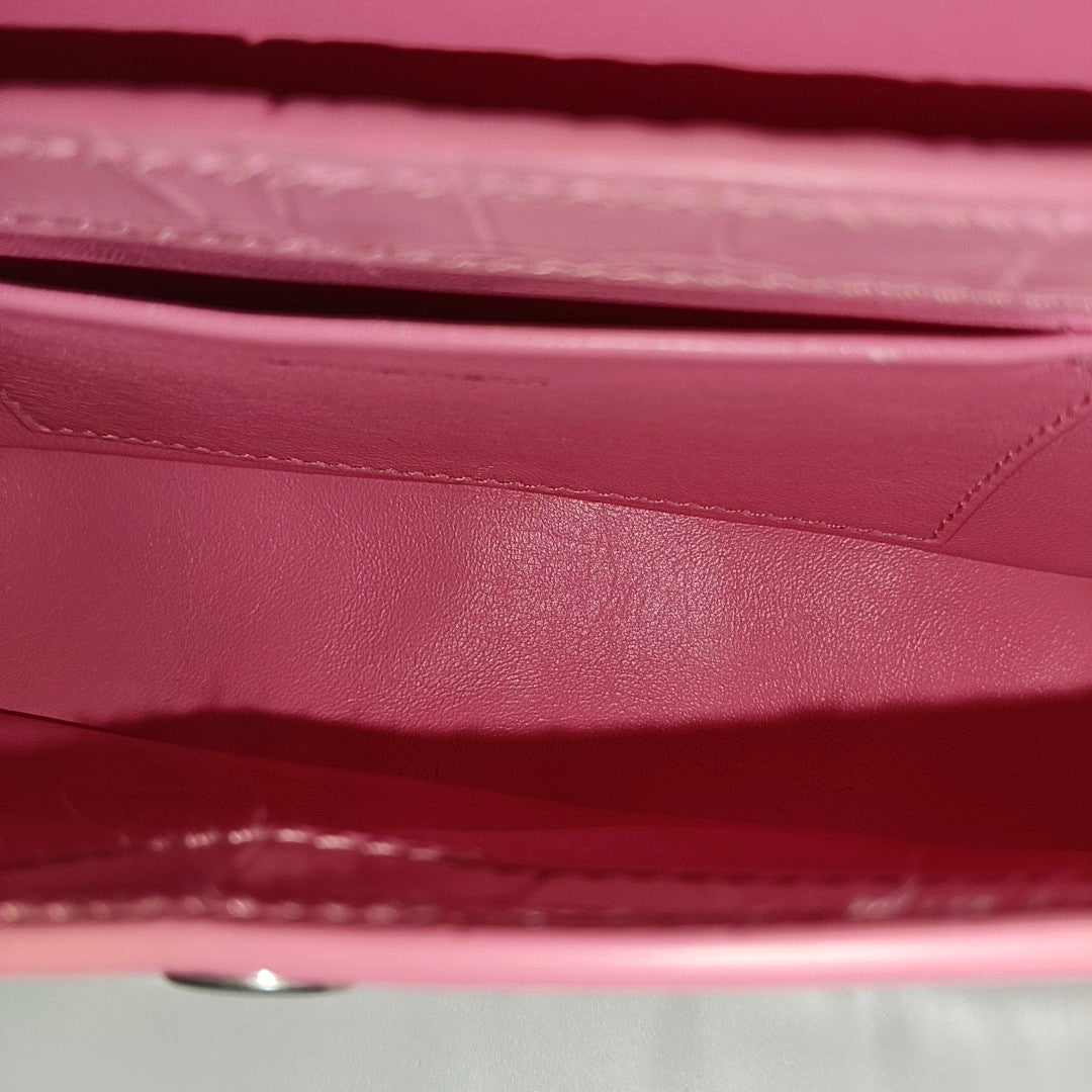 Calfskin Shoulder Bag Pink
