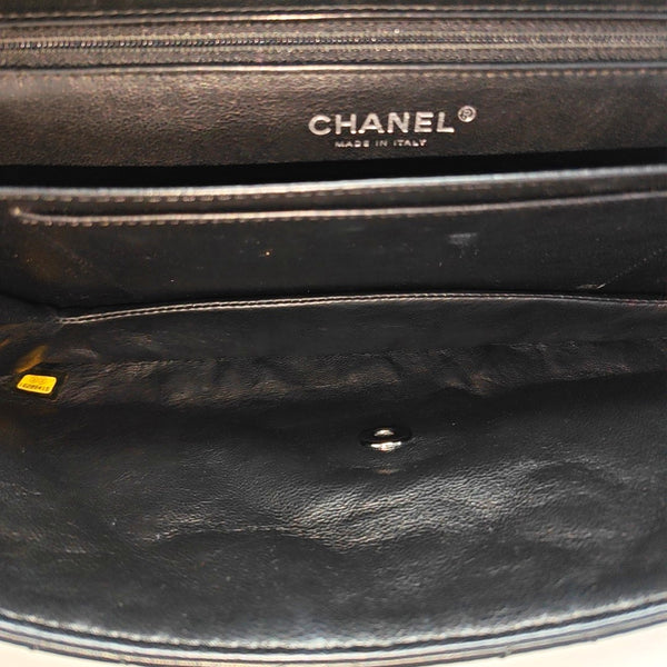 Authenticated pre-owned  BOY CHANEL Quilted Lambskin Black - Shoulder Bag at Looply
