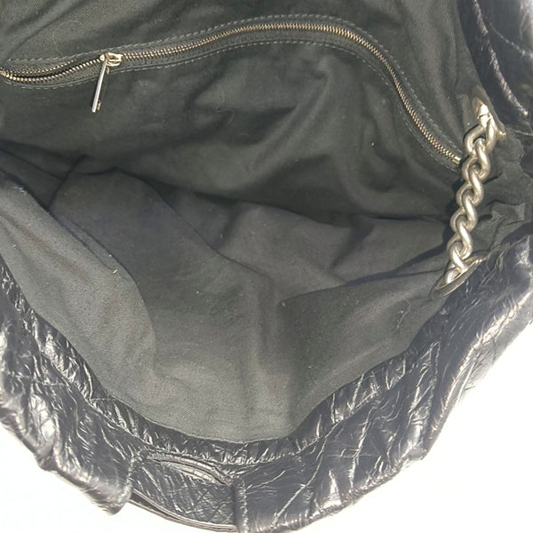 Crush Medium Quilted Calfskin Black