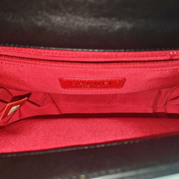 LOGO ENCHAINED FLAP Medium Quilted Calfskin Black
