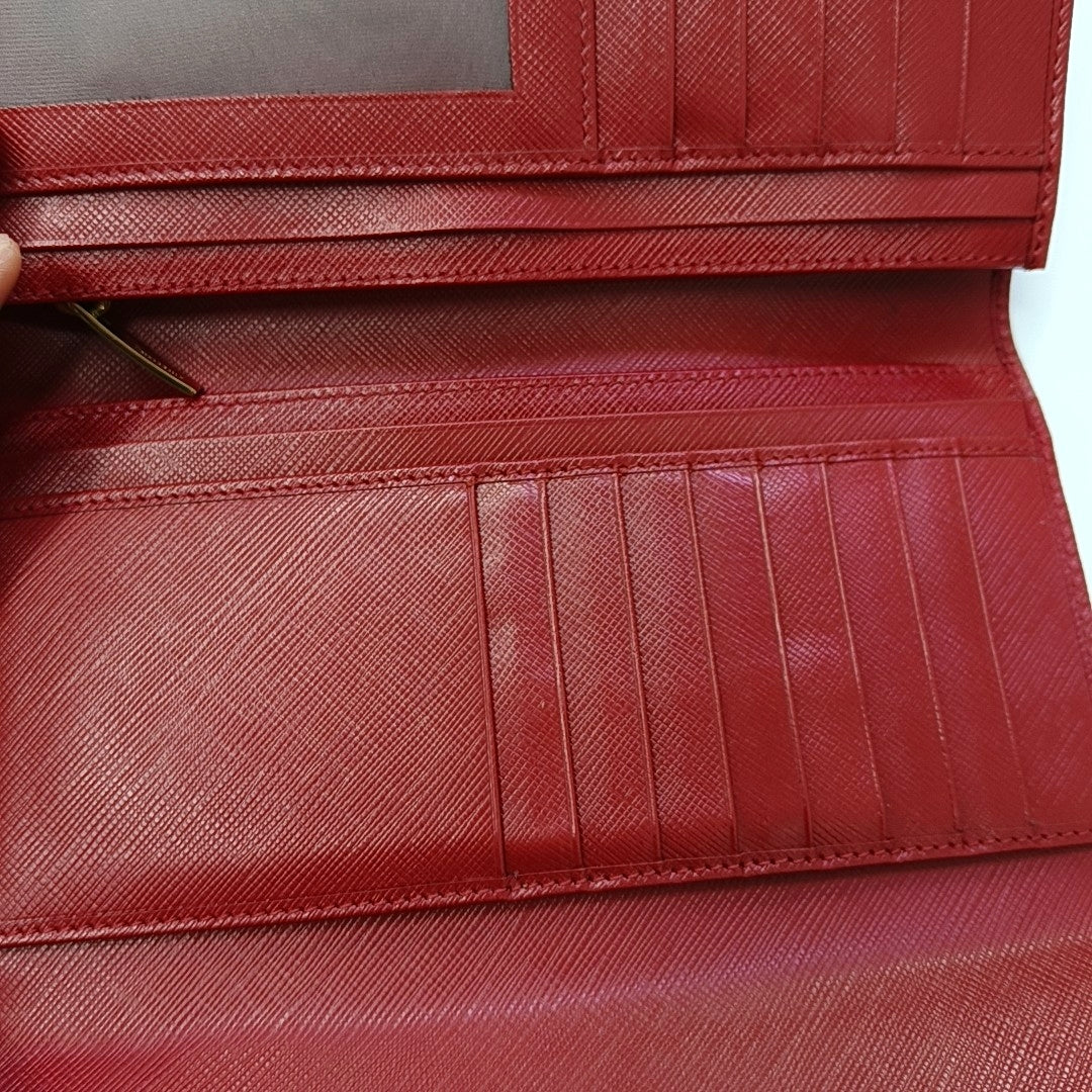 Vara Calfskin Red Wallet