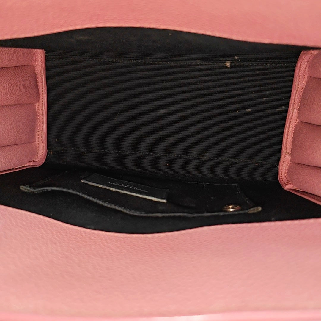 SAC DE JOUR Nano Calfskin Pink