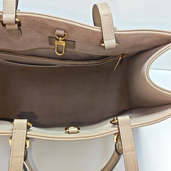 ONTHEGO MM Monogram Calfskin Gray