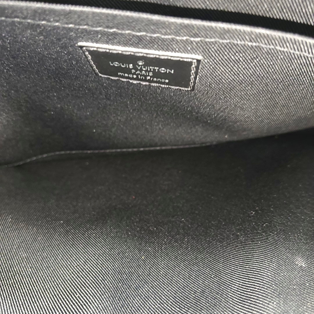 DISCOVERY Monogram Coated Canvas Black