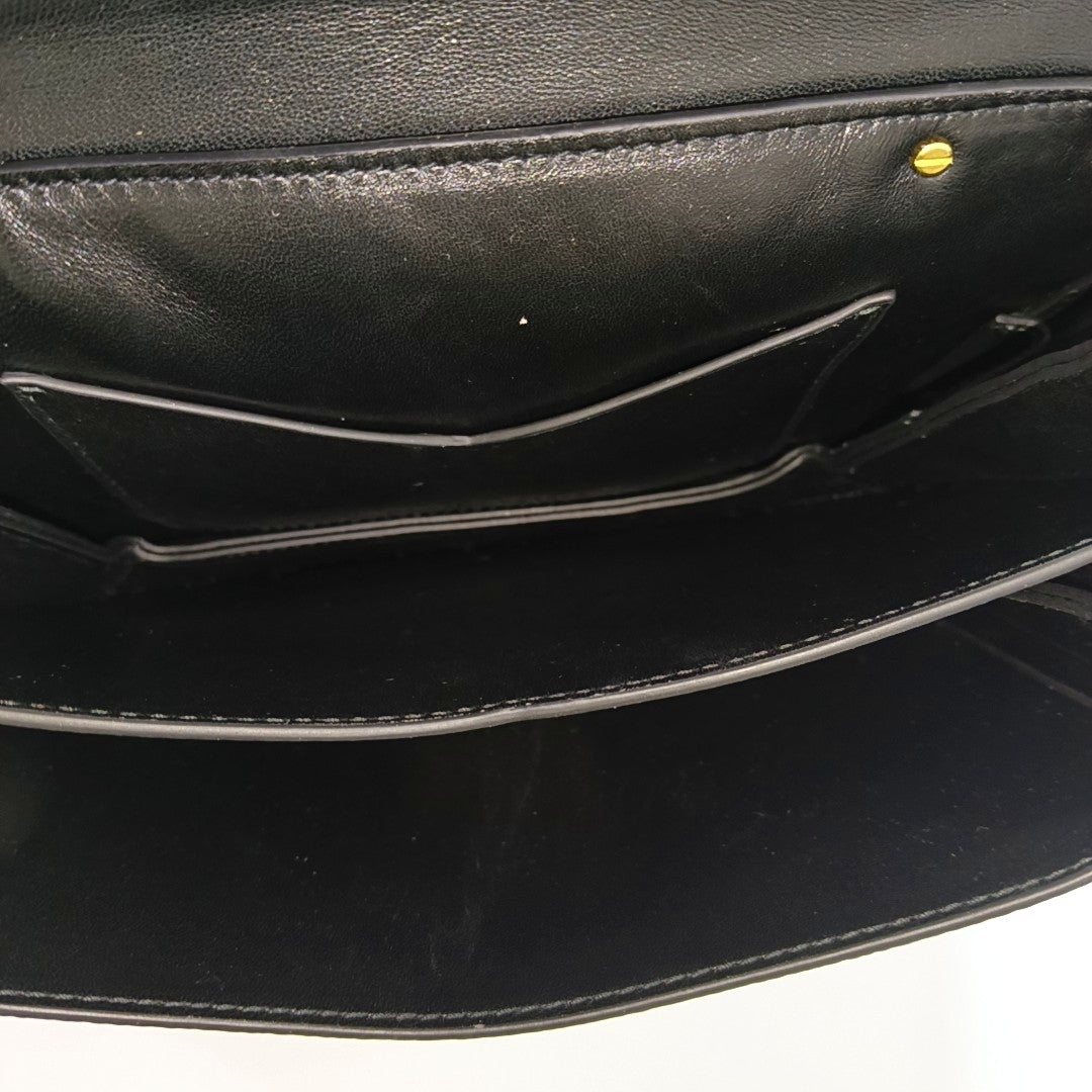 Mount Calfskin Black