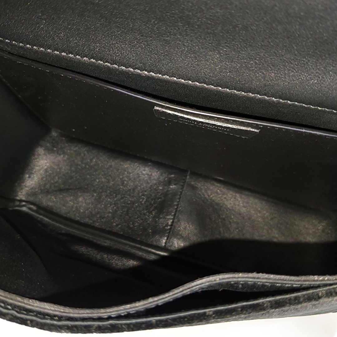 Suede Medium Black
