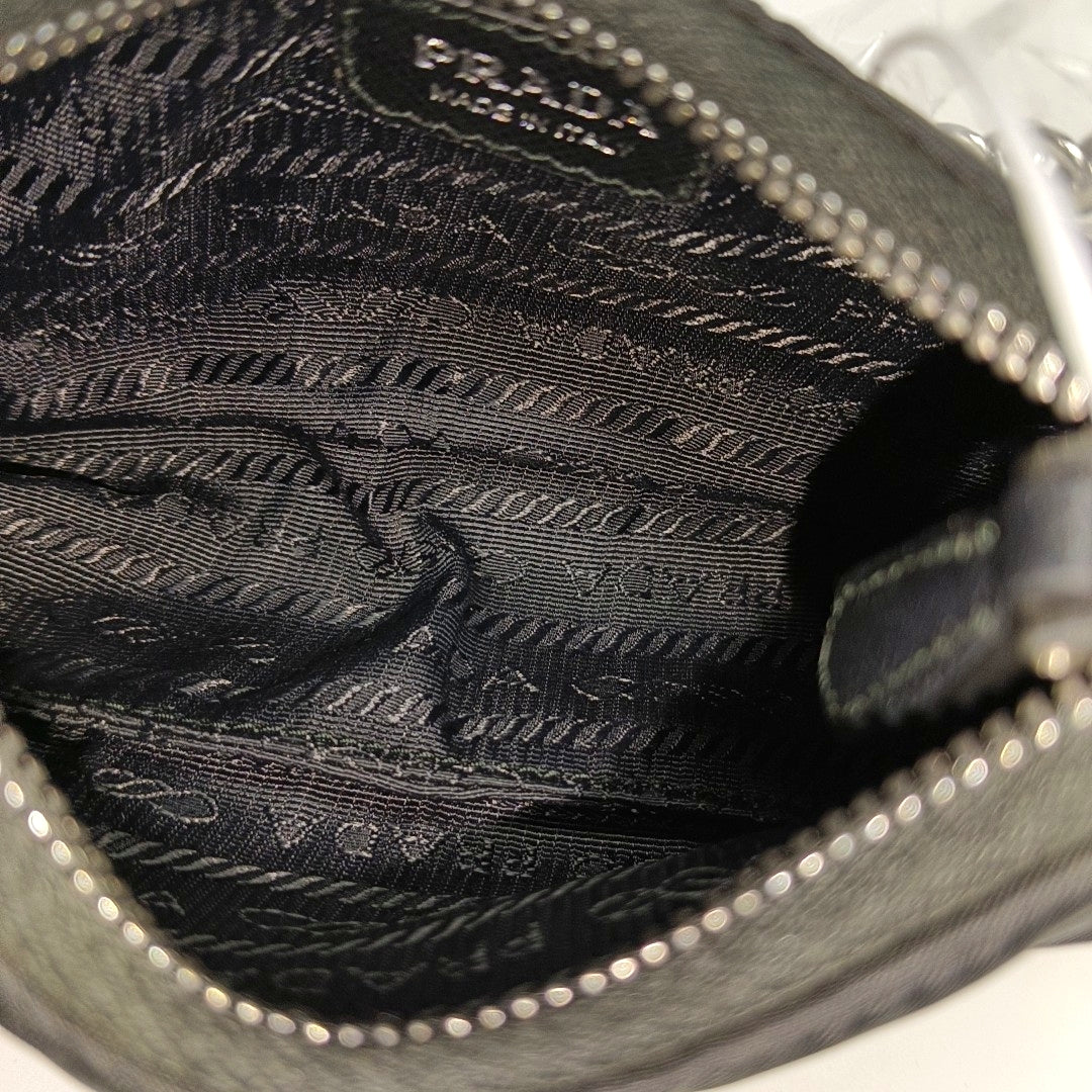 Re-Edition Nylon Black