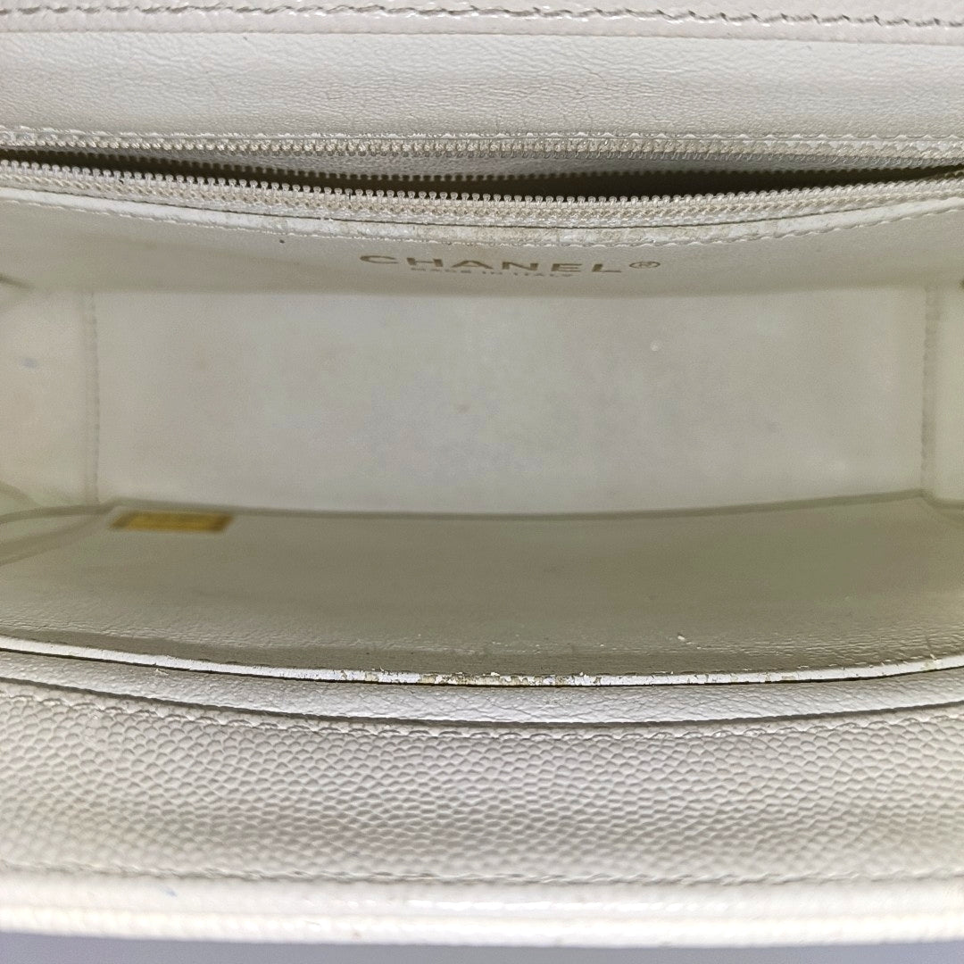 Grained Calfskin White