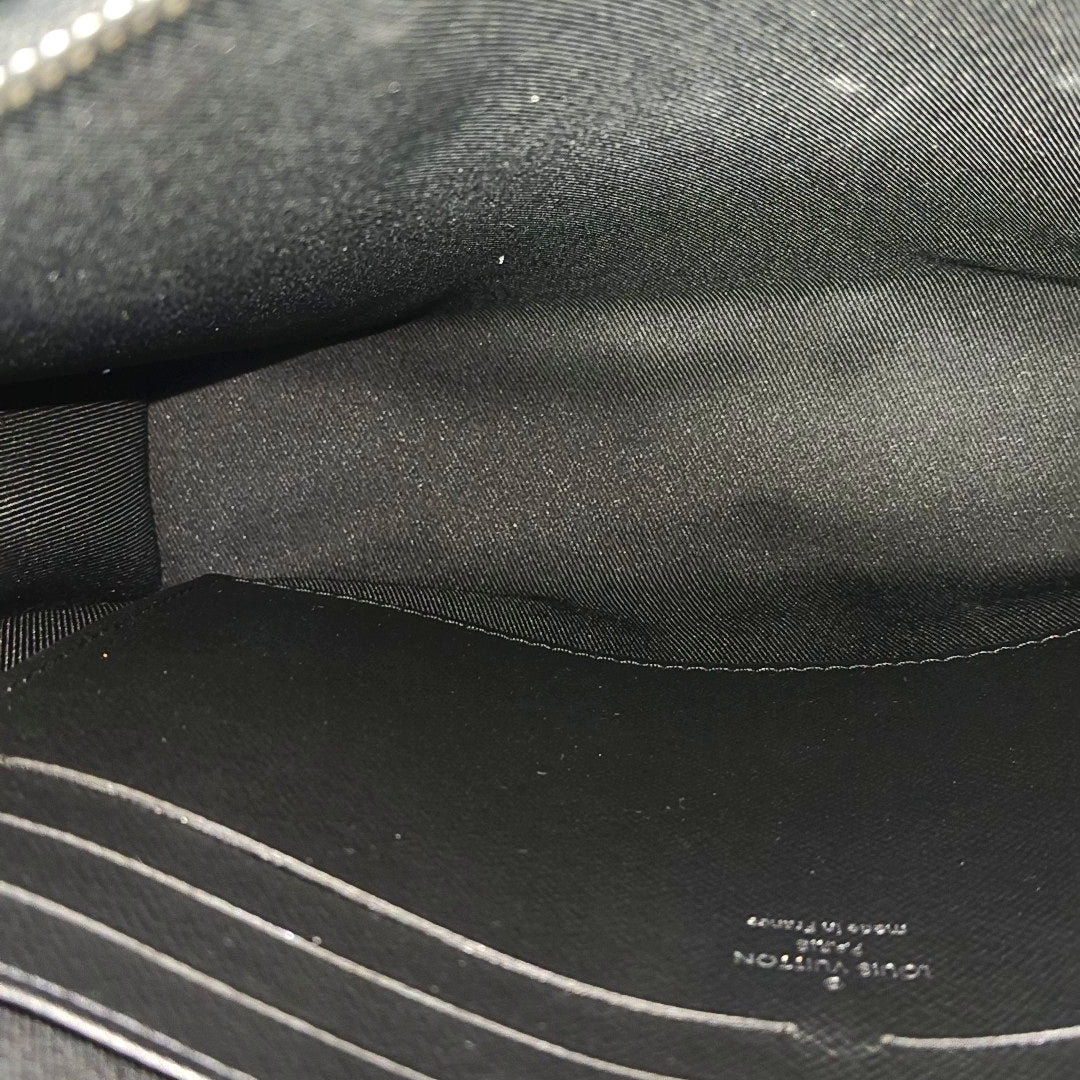 Pochette Voyag MM Monogram Coated Canvas Black