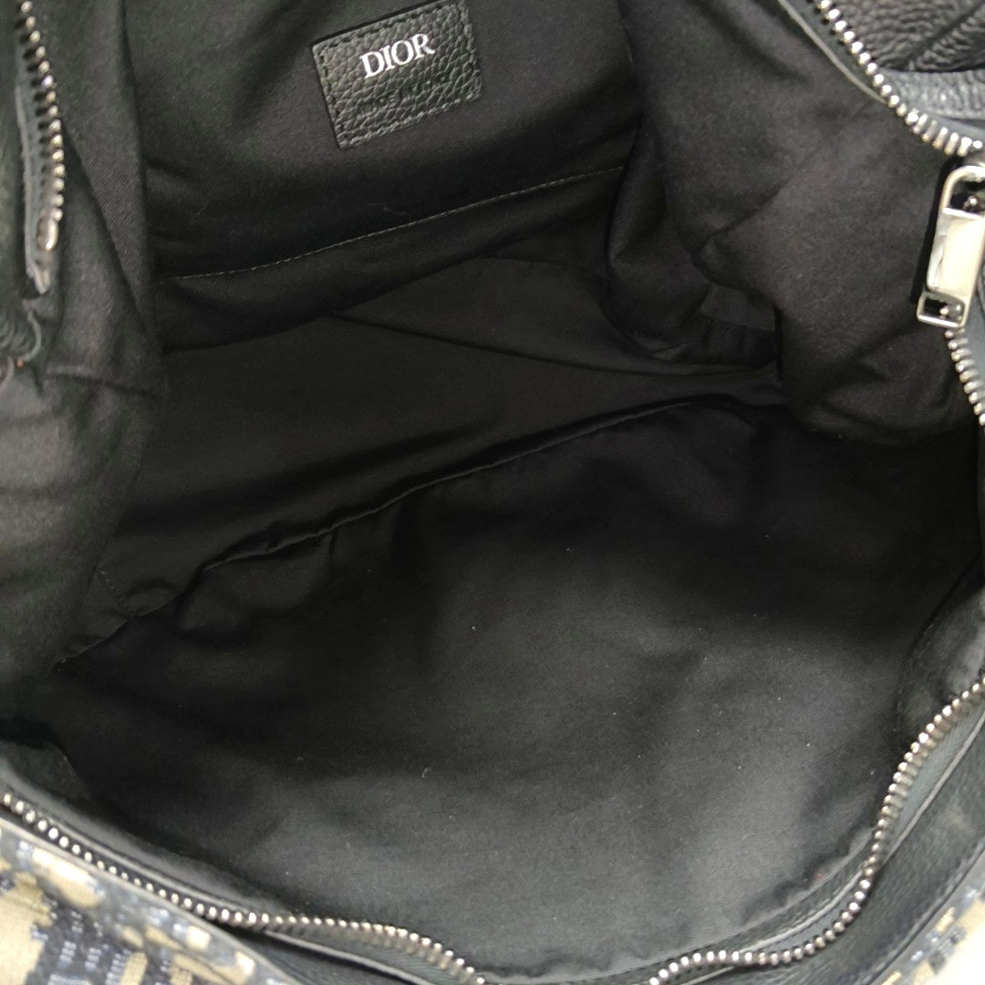 Saddle Oblique Canvas Black